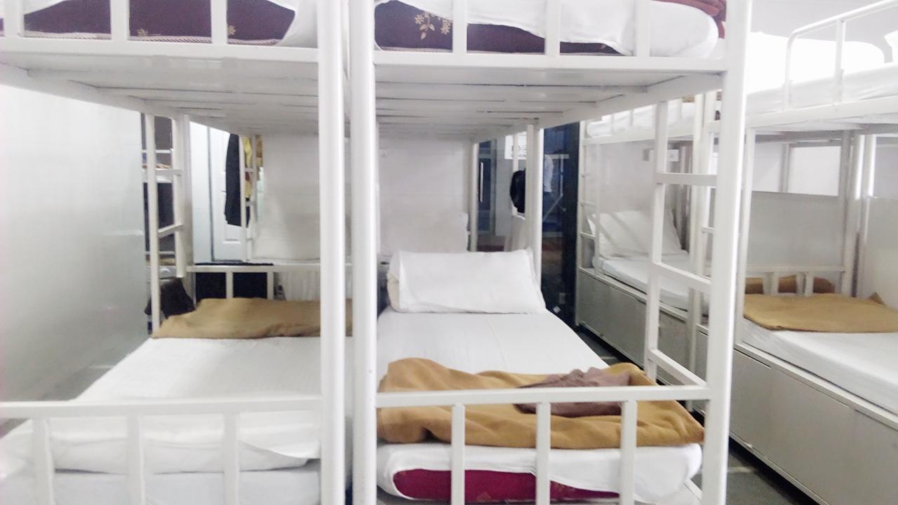 Star Dormitory Мумбай Екстериор снимка
