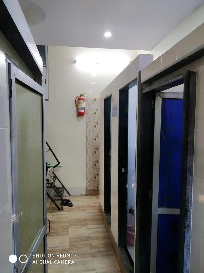 Star Dormitory Мумбай Екстериор снимка